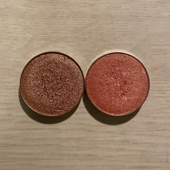 Single Eyeshadow Duo (Disinfected + Magnetic Pans) - Picture 2 of 4